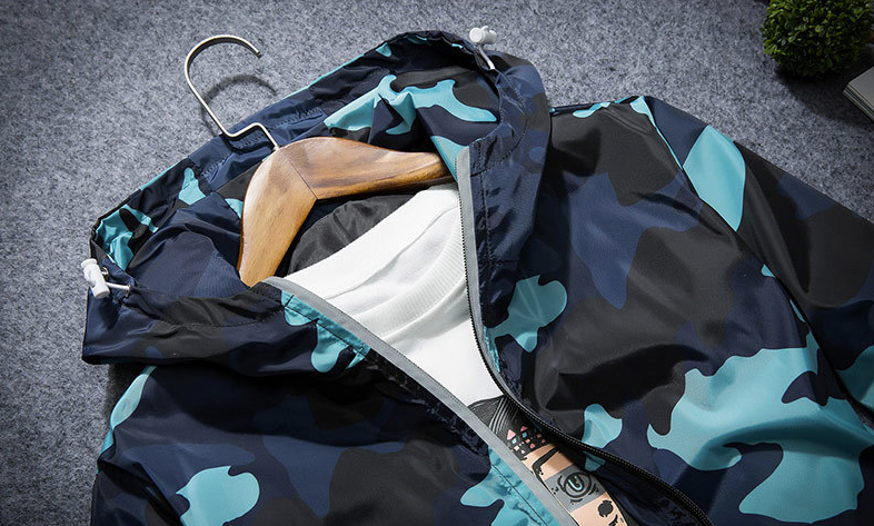 Mens Camouflage Hooded Coat with Zipper